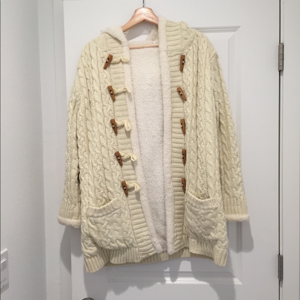 Knit, Cream, faux fur lining  hooded coat